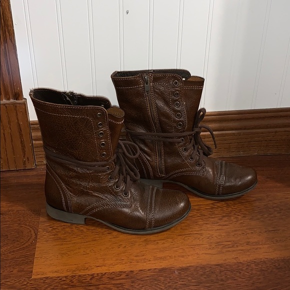 Combat boots - Picture 1 of 1